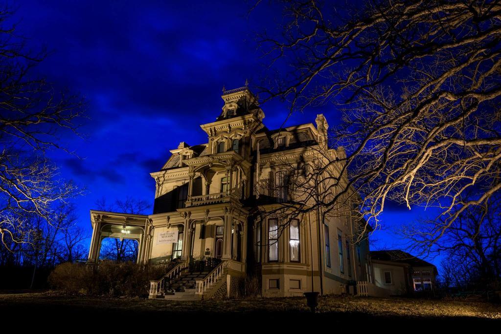 Garth Woodside Mansion Bed And Breakfast Hannibal Exterior foto